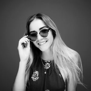 Meet your Posher, Eva